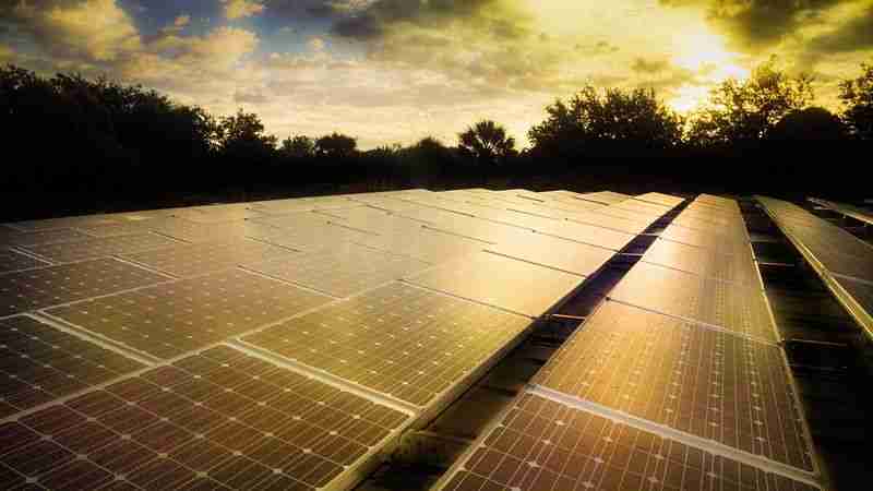 How floating solar farms can put an end to global energy crisis, reduce emissions