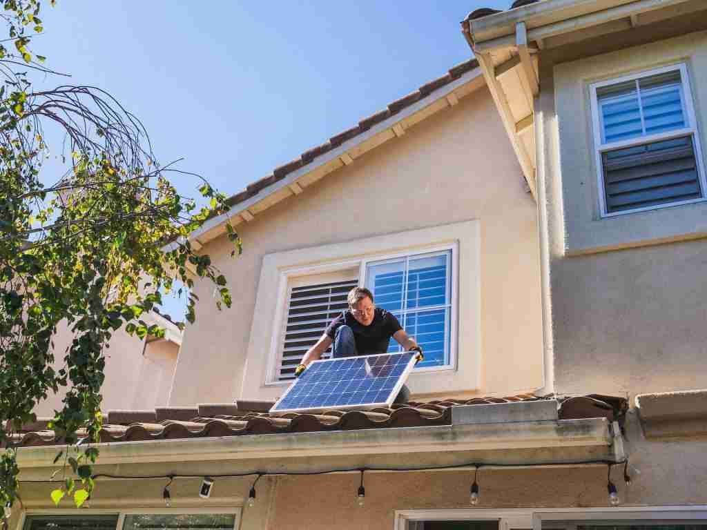 Debunking the Top 8 Solar Myths 5 Debunking the Top 8 Solar Myths