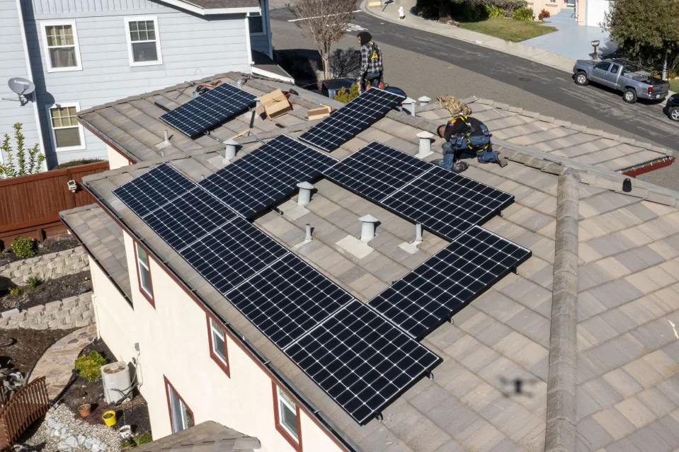 California Slashes Rooftop Solar Incentives in Blow to Industry 5 California Slashes Rooftop Solar Incentives in Blow to Industry