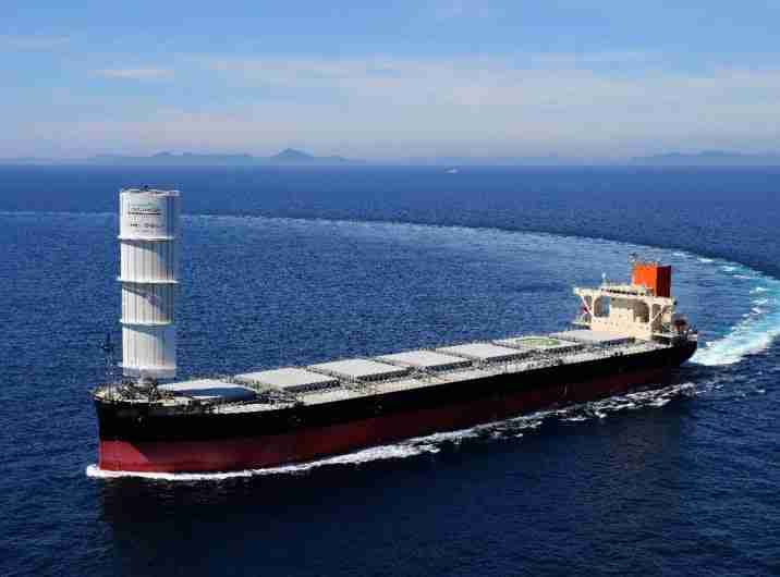 MOL to bolster its eco-friendly fleet with another transition-linked loan