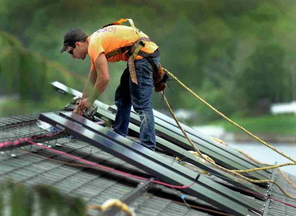 City could earn millions from solar projects
