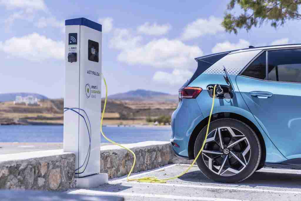 EVs are Transforming Islands Into Renewable Energy Pioneers 2 EVs are Transforming Islands Into Renewable Energy Pioneers