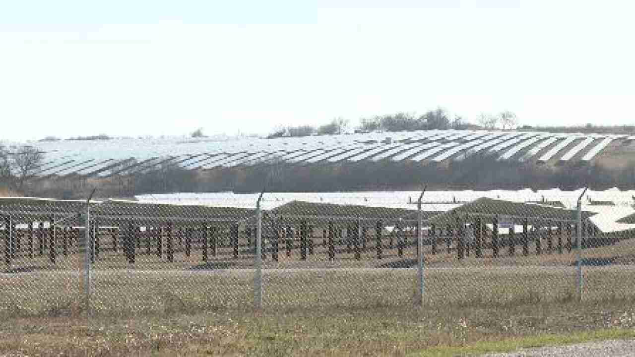 Farmers continue to raise concerns over incoming solar panels in Hill County 1 Farmers continue to raise concerns over incoming solar panels in Hill County