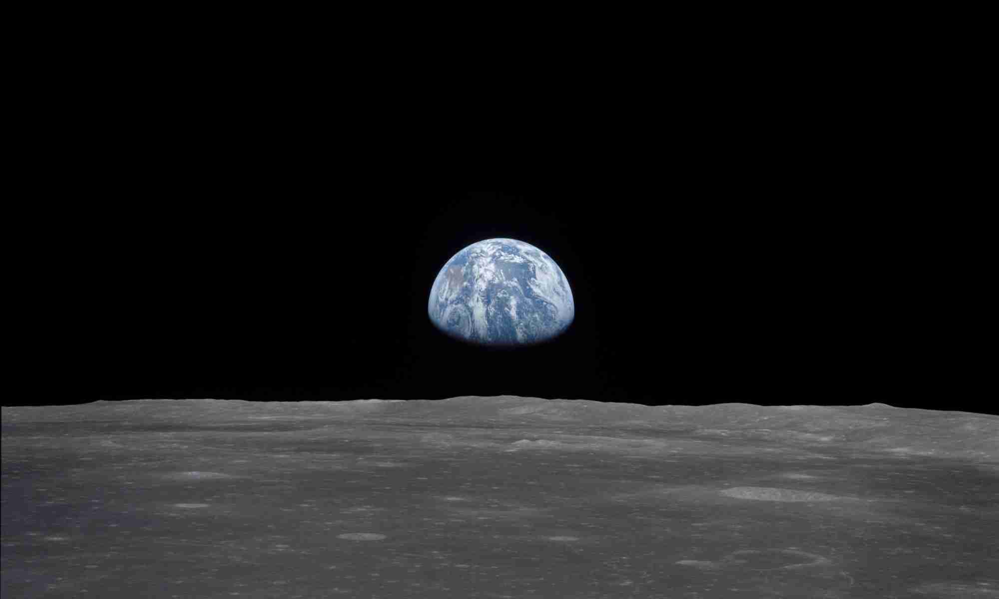 Dust From the Moon Could Help the Shade the Earth and Slow Down Climate Change