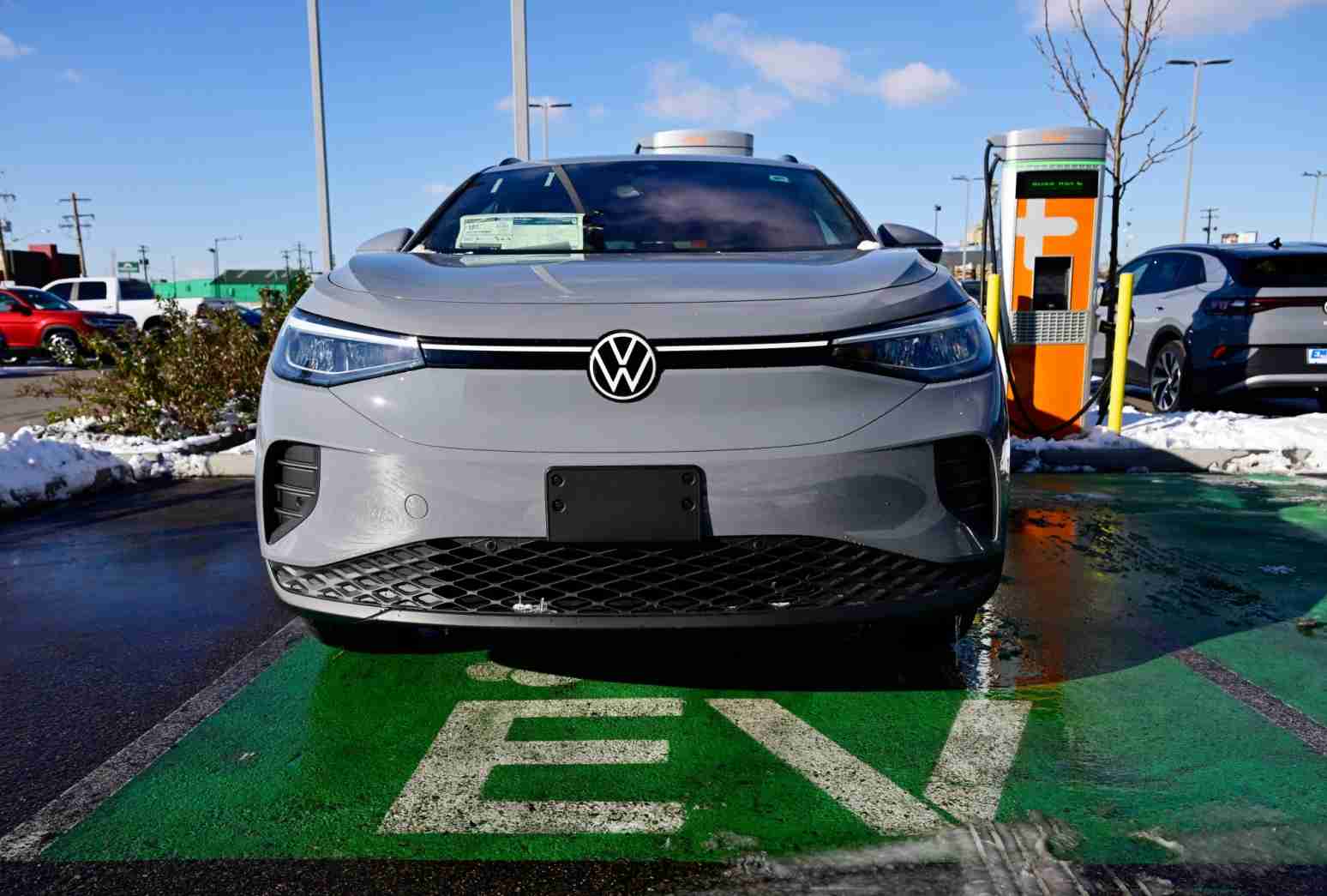 New tax credits for heat pumps, electric vehicles part of Colorado’s latest push toward clean energy
