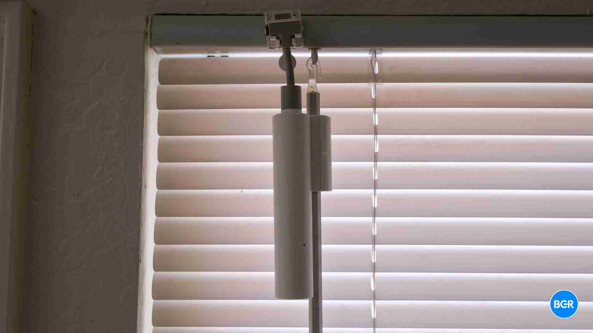 Switchbot Blind Tilt review: Converting dumb blinds into smart ones