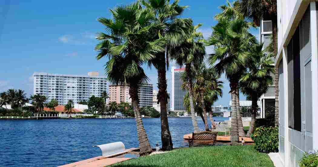 Home Insurance Premiums Rise as Americans Flock to Weather-Worn States