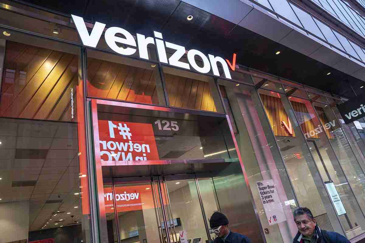 Verizon Likes Investor Scrutiny of ESG Bonds