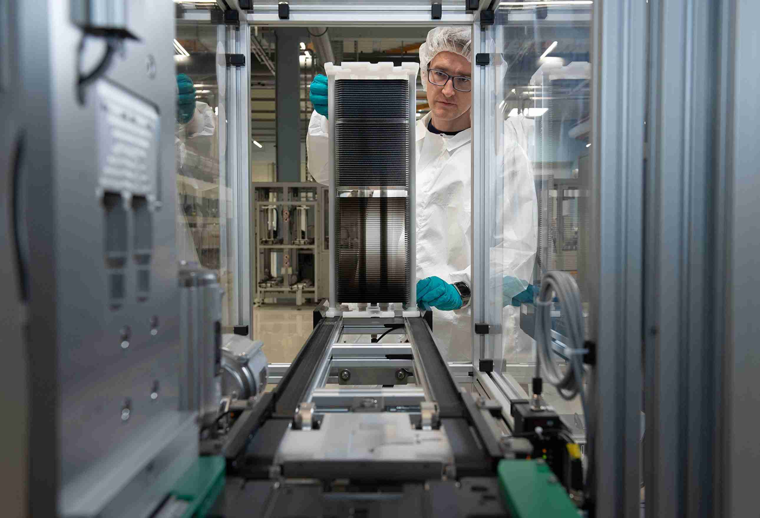 Perovskite Solar Cells Push Bounds of Efficiency. Tapping Their Potential Will Be Challenging. 3 Perovskite Solar Cells Push Bounds of Efficiency. Tapping Their Potential Will Be Challenging.