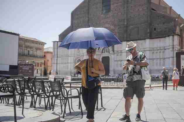 Smart cities can be more resilient to climate change