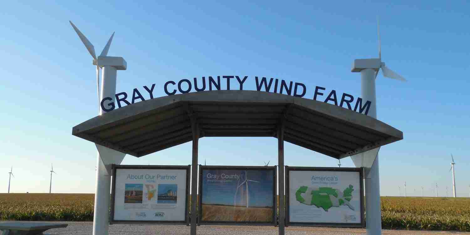 Solar, wind likely to provide 25% of US electrical generating capacity within 3 years 5 Solar, wind likely to provide 25% of US electrical generating capacity within 3 years