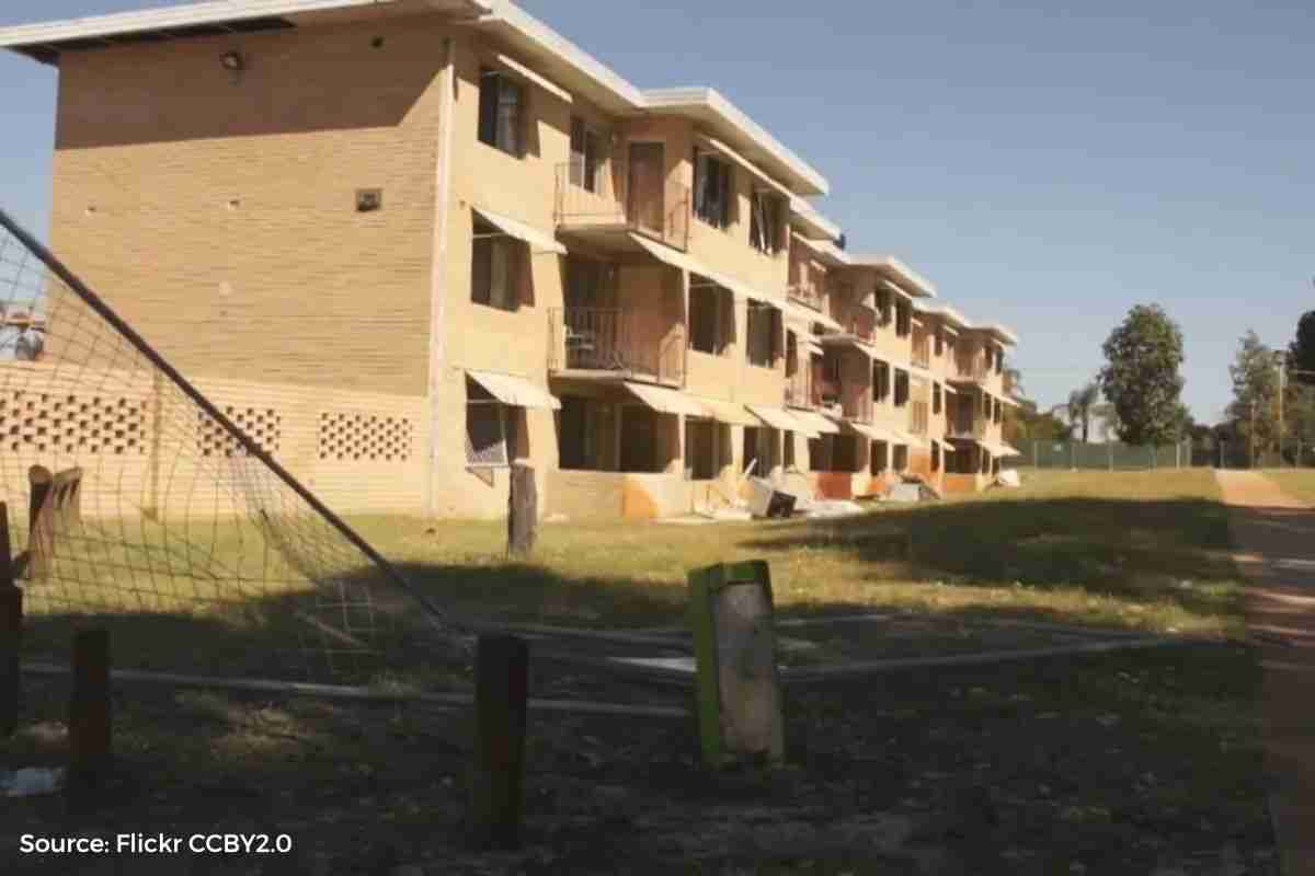 Rising temperatures and poor housing: confronting the Heat Pandemic