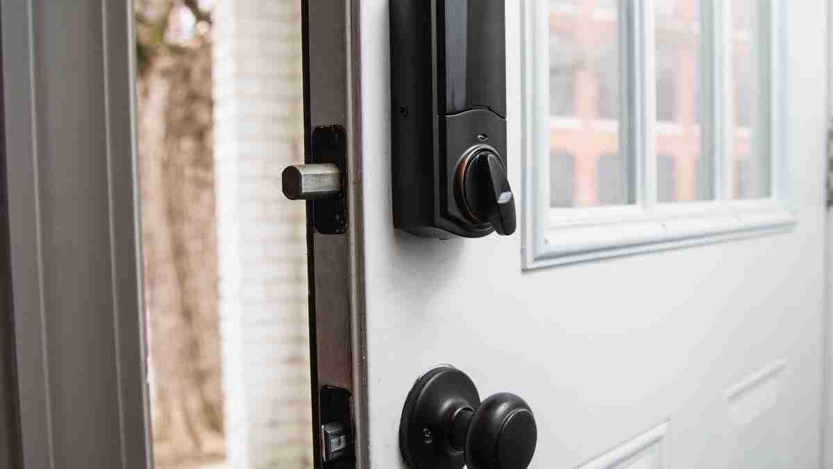 10 Essential Home Security Tips to Deter Burglars and Prevent Home Break-Ins