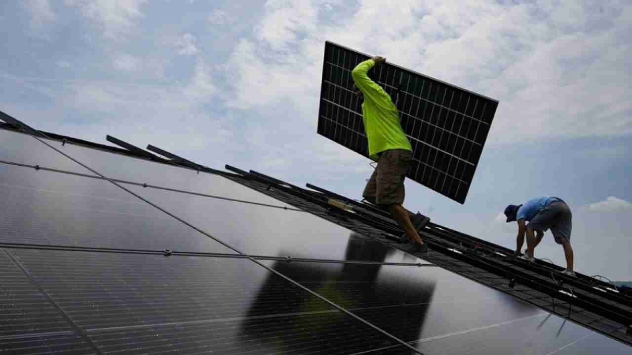 The Inflation Reduction Act drives big gains in US renewable energy