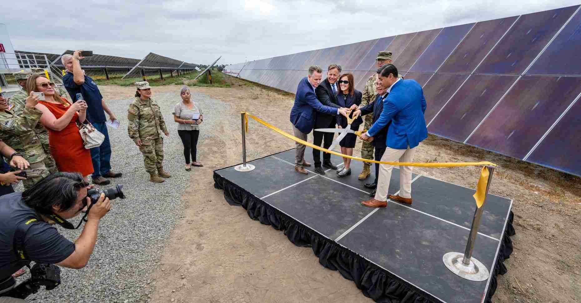 Solar project at Los Alamitos base expected to increase energy resilience in Southern California 3 Solar project at Los Alamitos base expected to increase energy resilience in Southern California