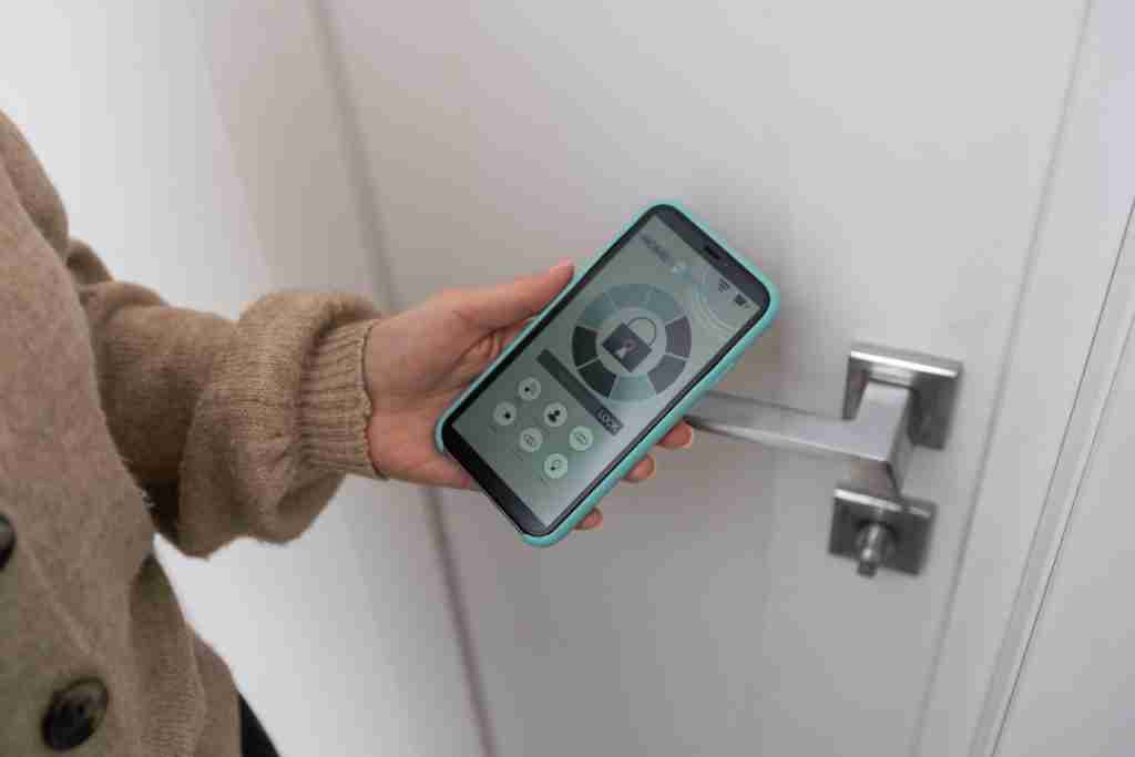 How Smart Door Locks Fit into the Modern Home