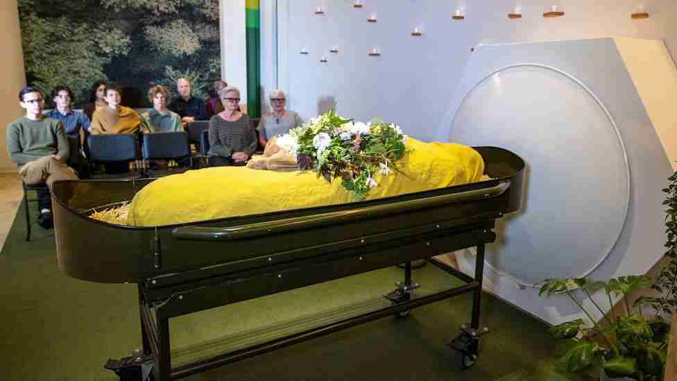 How to plan a sustainable funeral