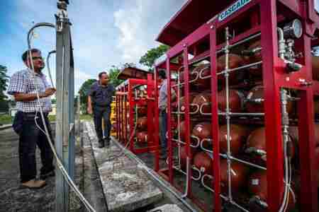 What is green hydrogen and why is it touted as a clean fuel? 3 What is green hydrogen and why is it touted as a clean fuel?