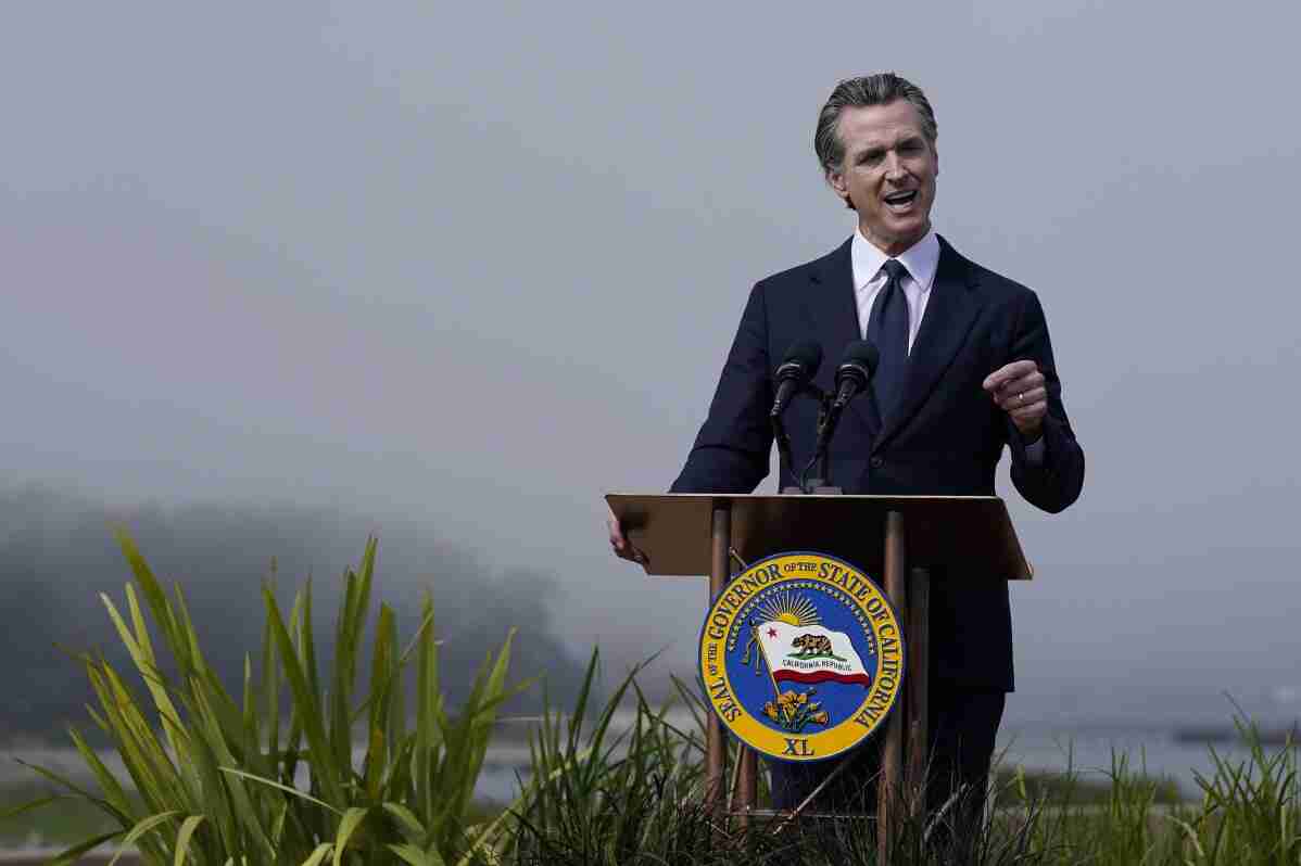 After climate summit, California Gov. Gavin Newsom faces key decisions to reduce emissions back home