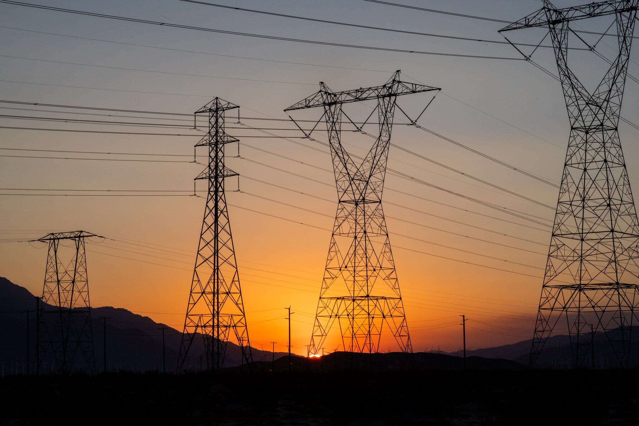 Electric Grids Are a Hidden Weak Spot in World’s Climate Plans, Report Warns