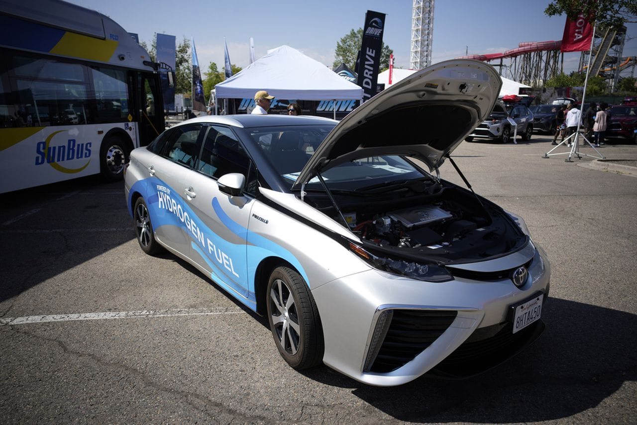 $7 billion slotted for clean hydrogen hubs in NW, across the country to help replace fossil fuels