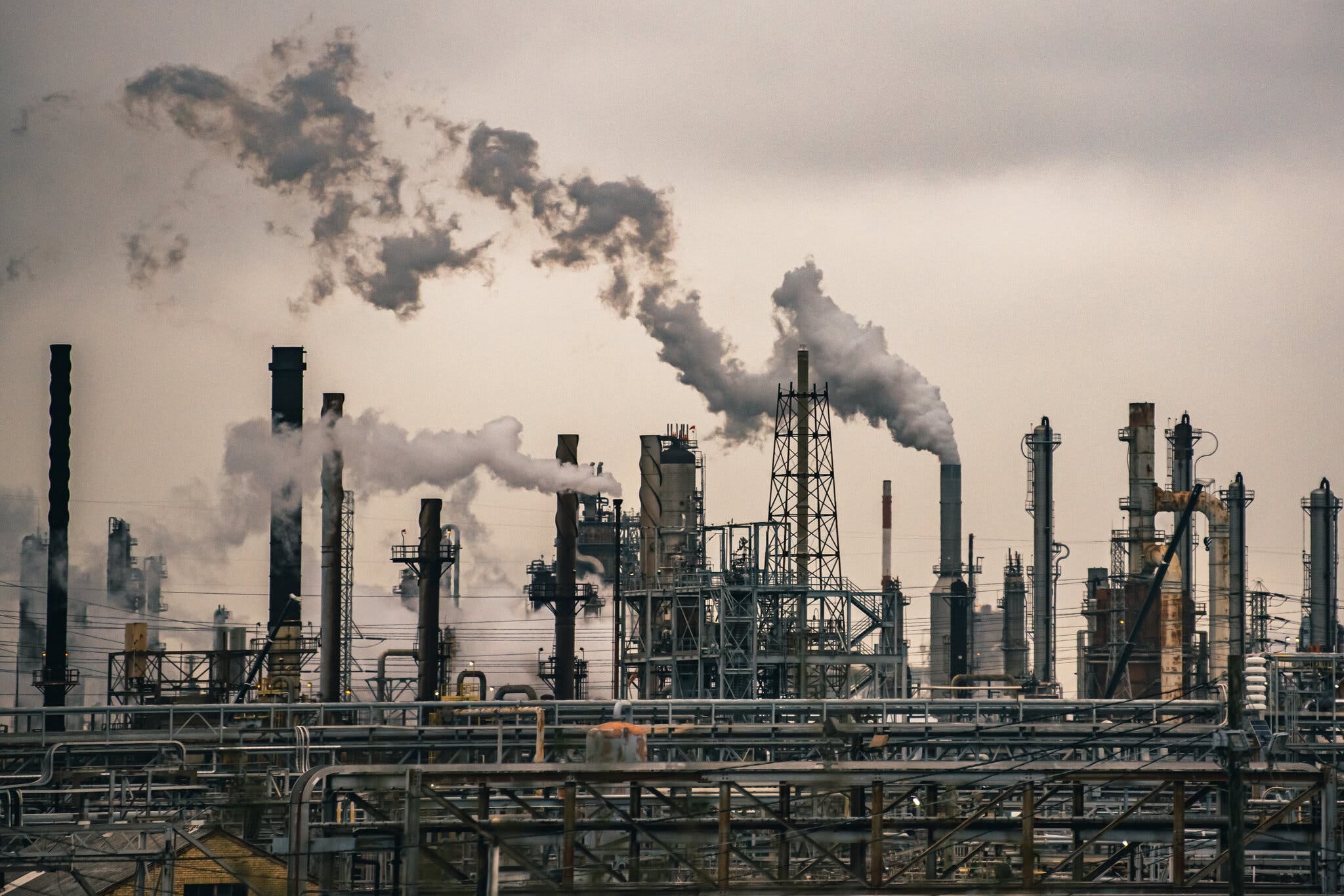 Court Temporarily Halts S.E.C.’s New Climate Rules