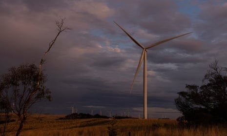Australian renewable sector recorded ‘alarming’ slowdown in 2023, energy body finds