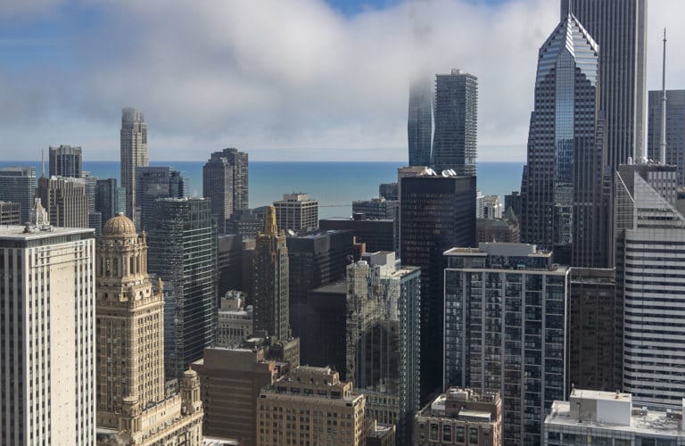 Chicago should set limits on buildings’ greenhouse gas emissions, report says