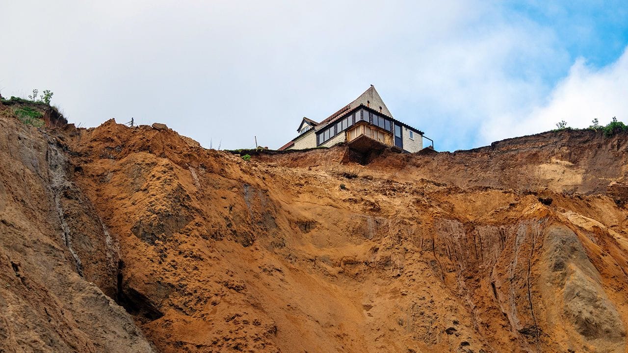 Homeowners face a $25trn bill from climate change