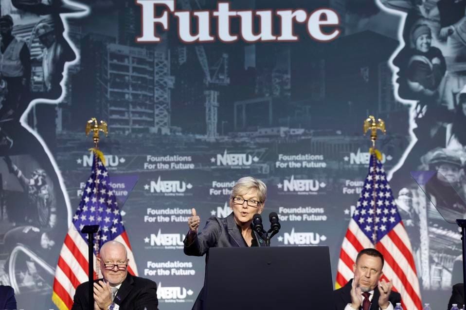 Biden Administration Bans Fossil Fuel Usage In Federal Buildings