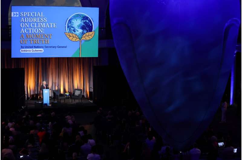 UN chief urges fossil fuel ad ban as heat records pile up