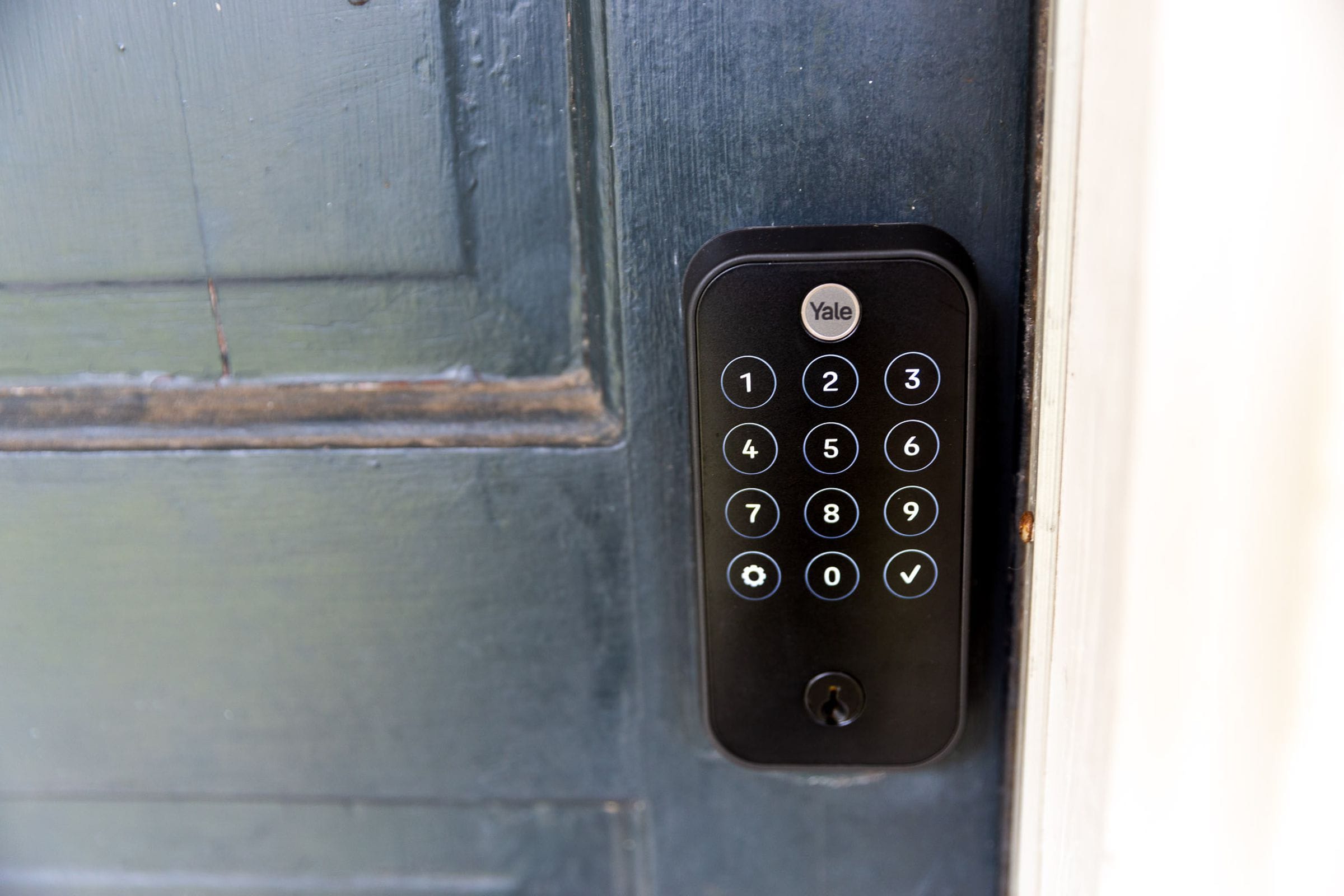 ADT’s new smart security system will unlock your door for a Trusted Neighbor