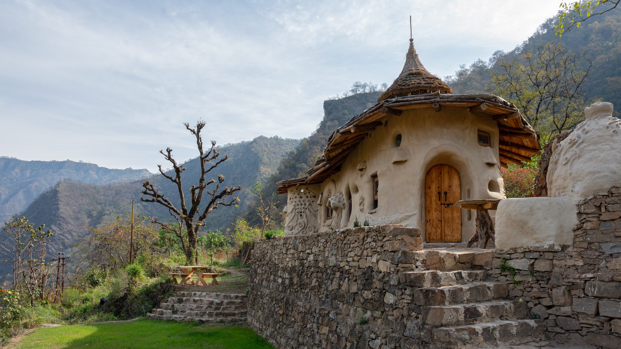 This 600-Square-Foot Hand-Sculpted Home in India Is Straight Out of a Fairytale
