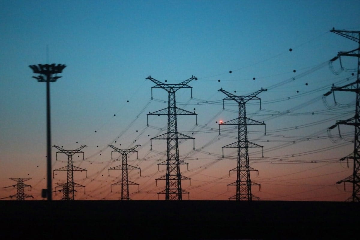 China, struggling to make use of a boom in energy storage, calls for even more