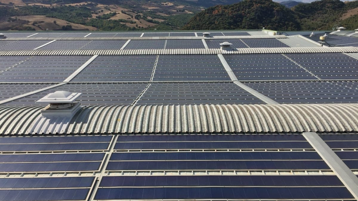Renewable power generation overtakes fossil fuels in Italy for the first time