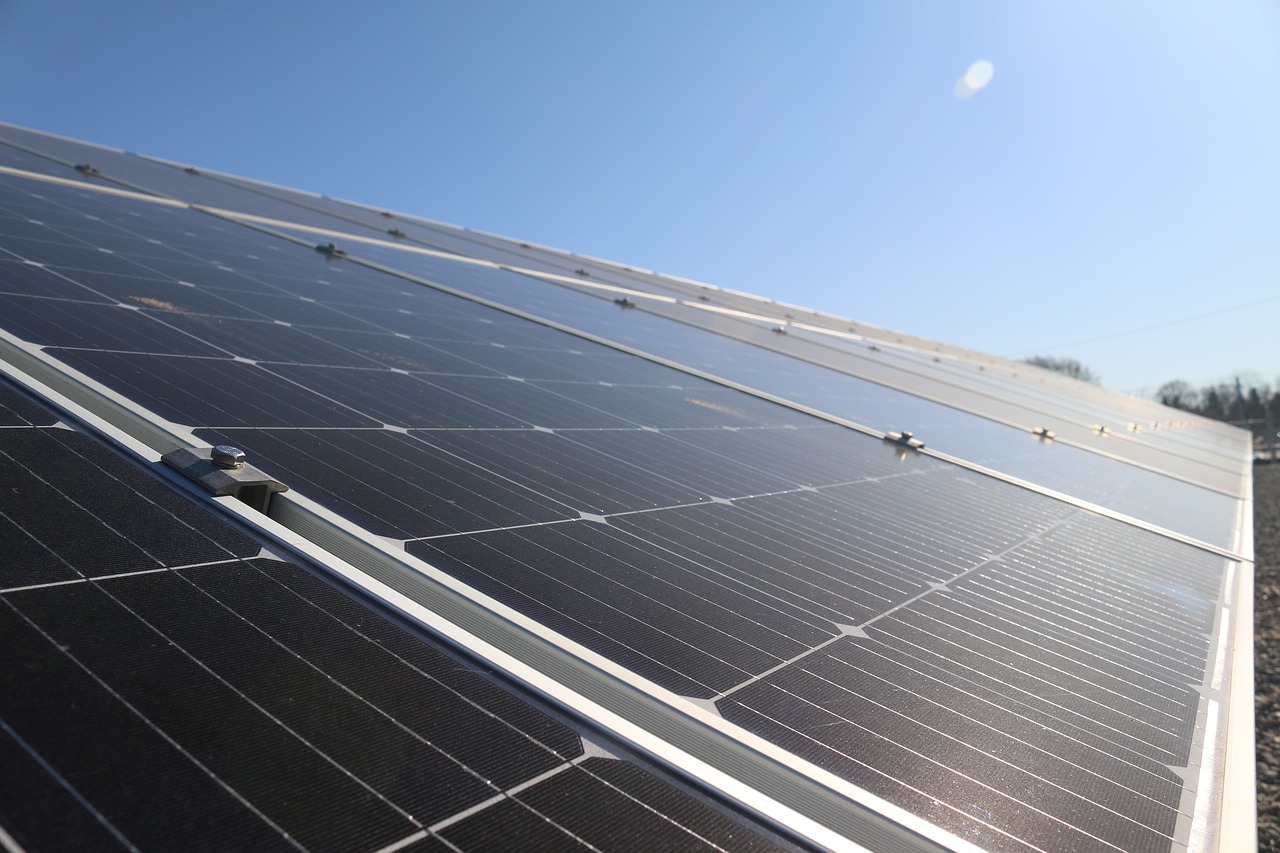Oxford Scientists Unveil Solar Panel Technology