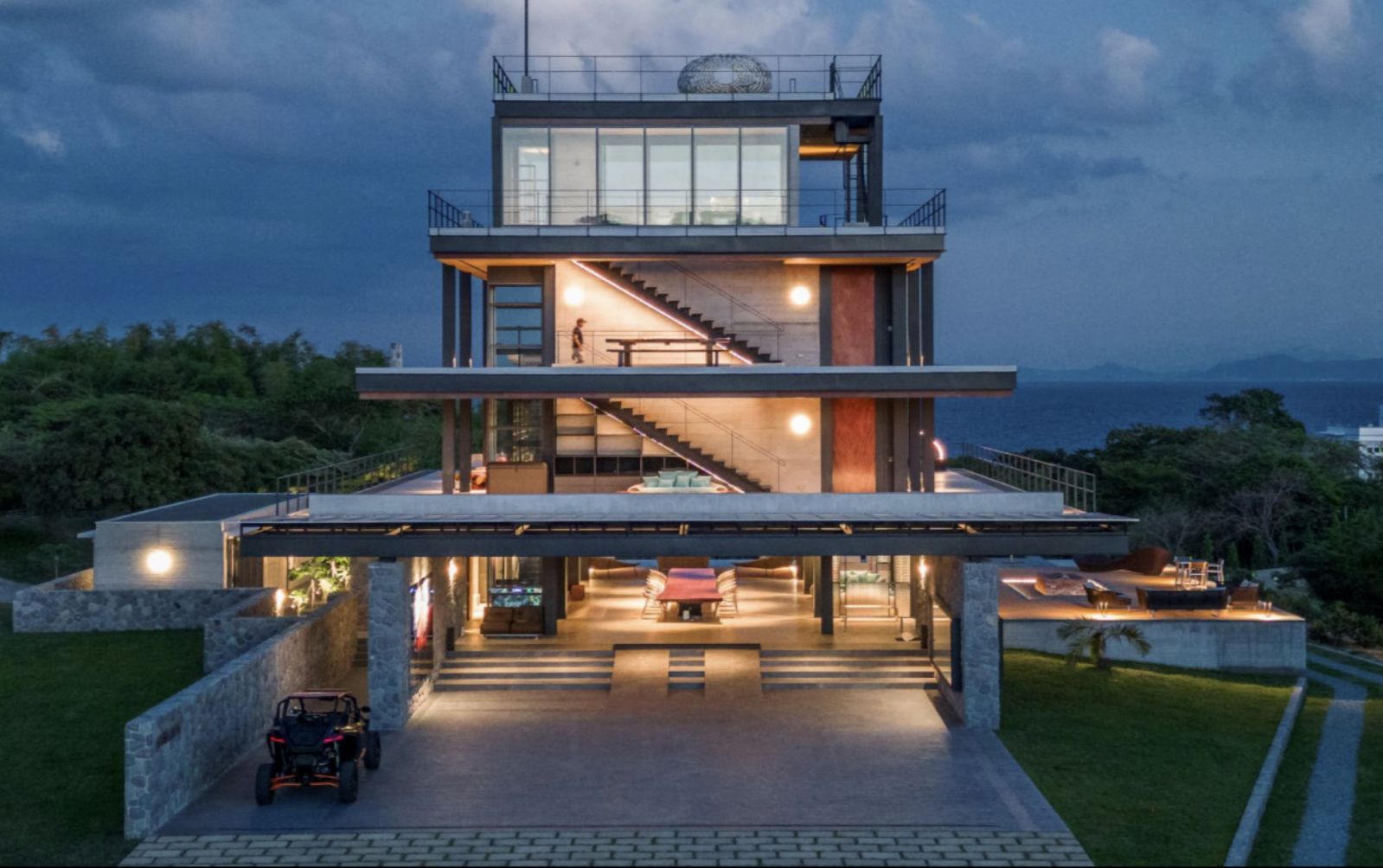 Smart homes: Redefining living spaces with intelligent lighting and automation