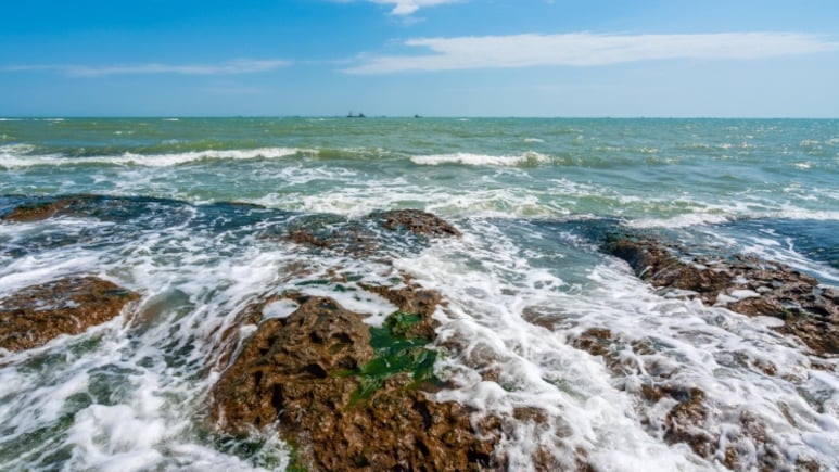 Pollution, Climate Change Drive Caspian Sea Towards Shrinkage