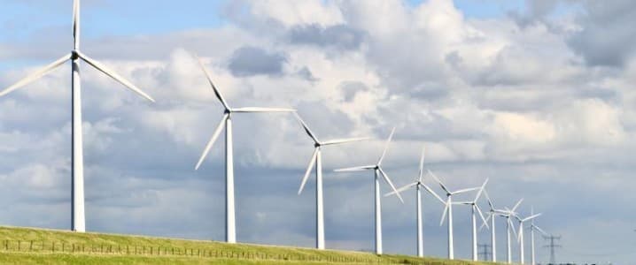 Europe’s Renewable Reliance Tested by Low Wind Speeds and Price Surge