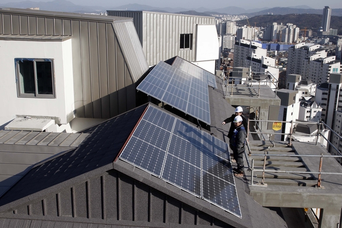 The real estate agent test, which was held during the 2021 housing price increase, attracted 400,000..