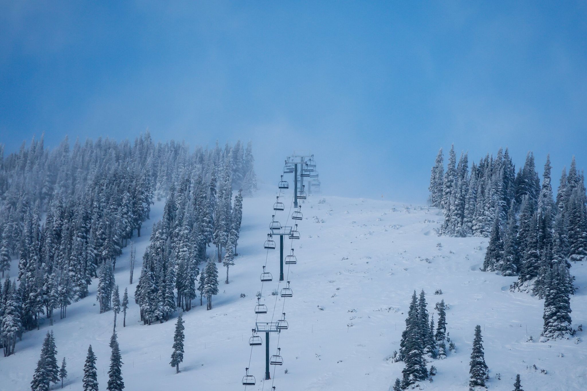 Climate change is stealing weeks of winter, unnerving ski area owners