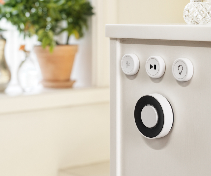 Controlling a Smart Home with Products from Flic