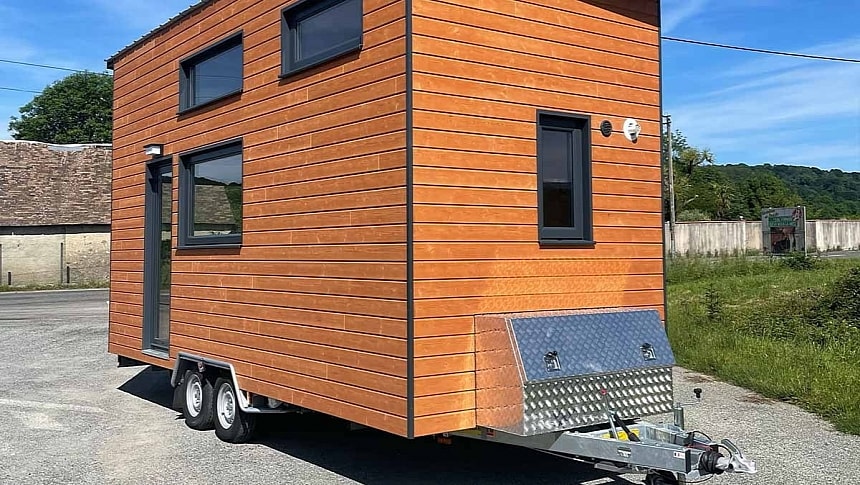 The Perfect Vacation Tiny Home for a Family of Five Is Cozy and Self-Sufficient