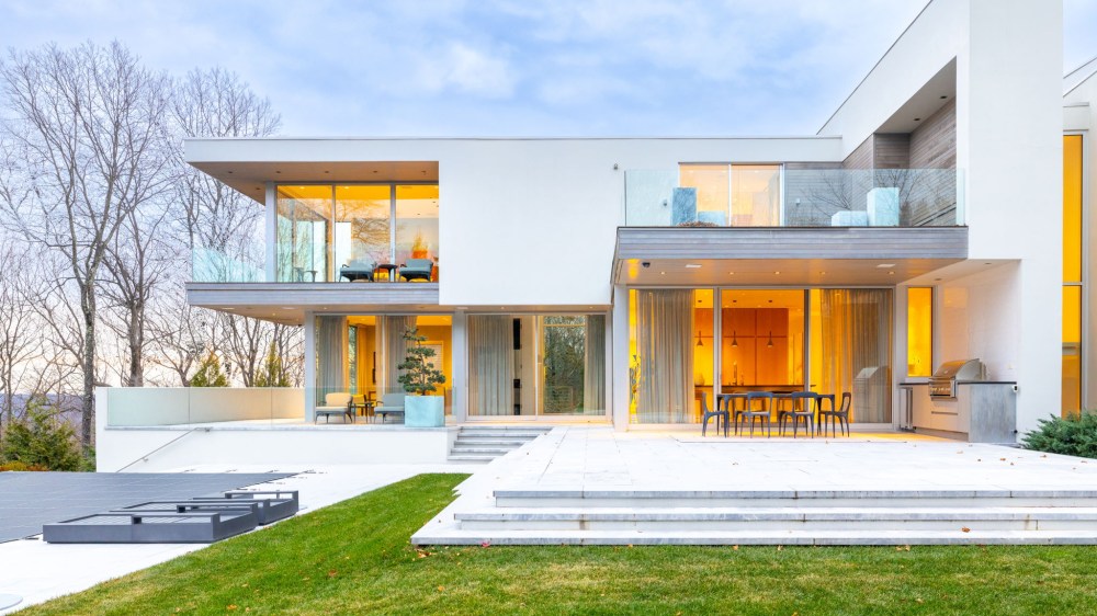 This $6.8 Million Ultra-Modern Residence in N.J. Is Filled With Eco-Friendly Tech