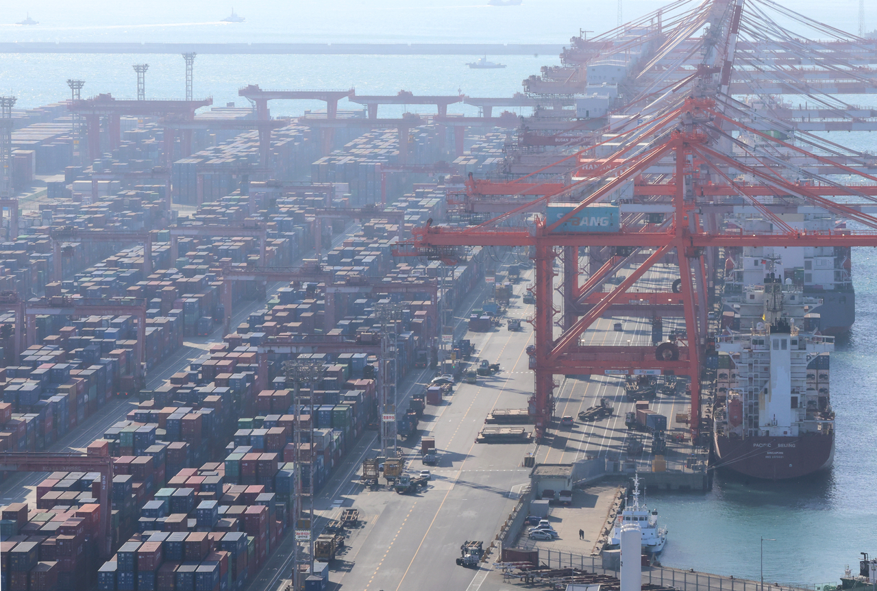 S. Korea's unit price of exported cars falls for 1st time in 8 yrs: data