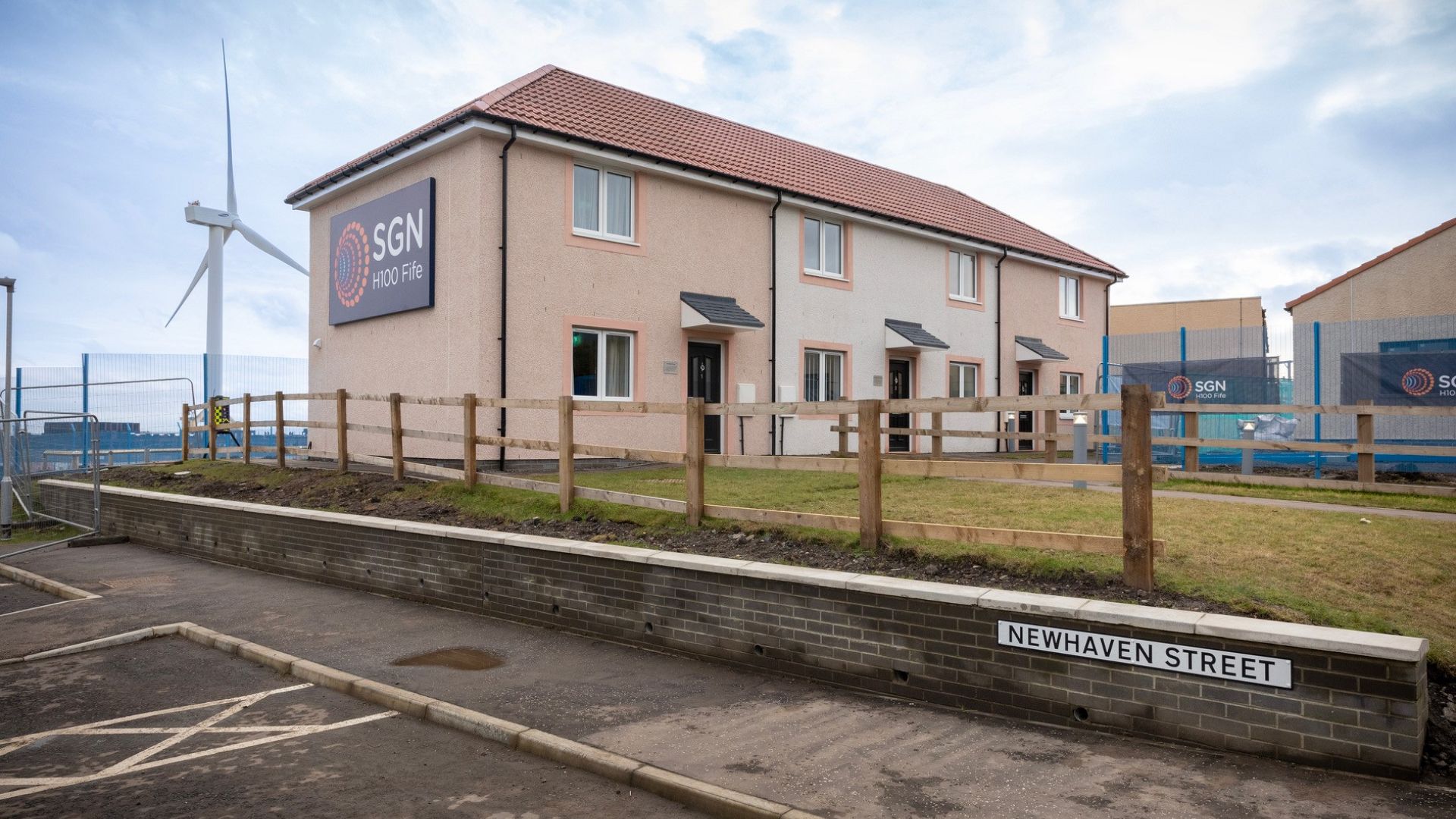 Hydrogen homes are being built around Europe but does the renewable fuel cut your heating bills?