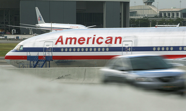 Democratic officials urge SEC, DOL to protect ESG investing, post American Airlines 401(k) lawsuit