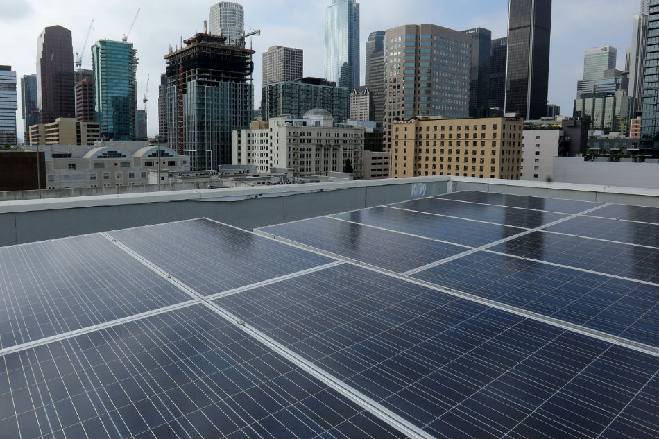 US renewable energy booms despite Trump vow to quit Paris deal