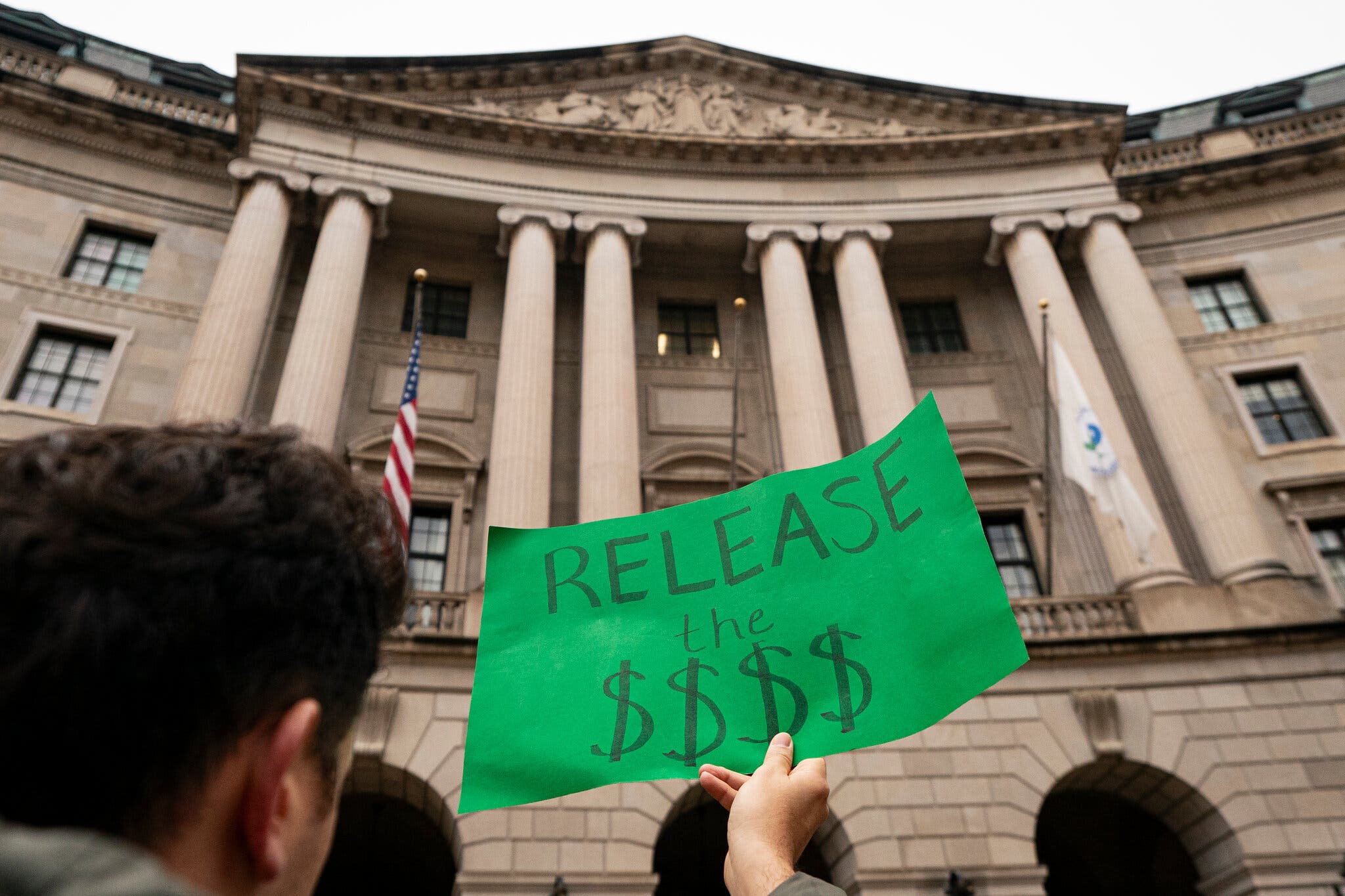 Climate Change News 1 Climate Groups Were Counting on $20 Billion. Trump Won’t Let Them Access It.