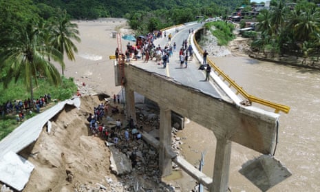 Climate Change News 6 How hurricanes Otis and John exposed Acapulco’s big divide and left residents ‘scared for our lives’